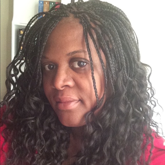 Meet your Posher, Erin - Picture 1 of 1